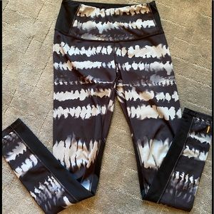 LUCY full length funky leggings